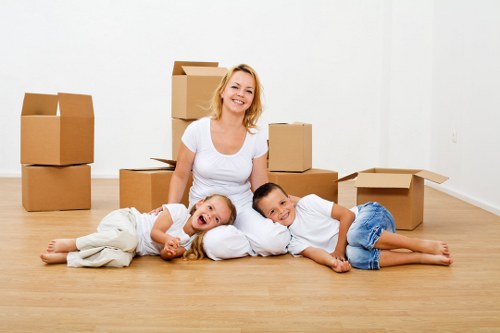 Packing and careful handling for a house move
